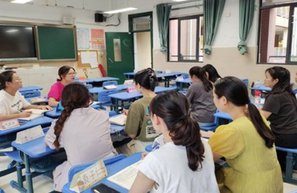 花的学校解读分析