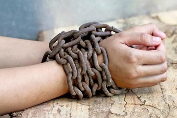 古代女子受仗刑的时为什么要脱掉裤子