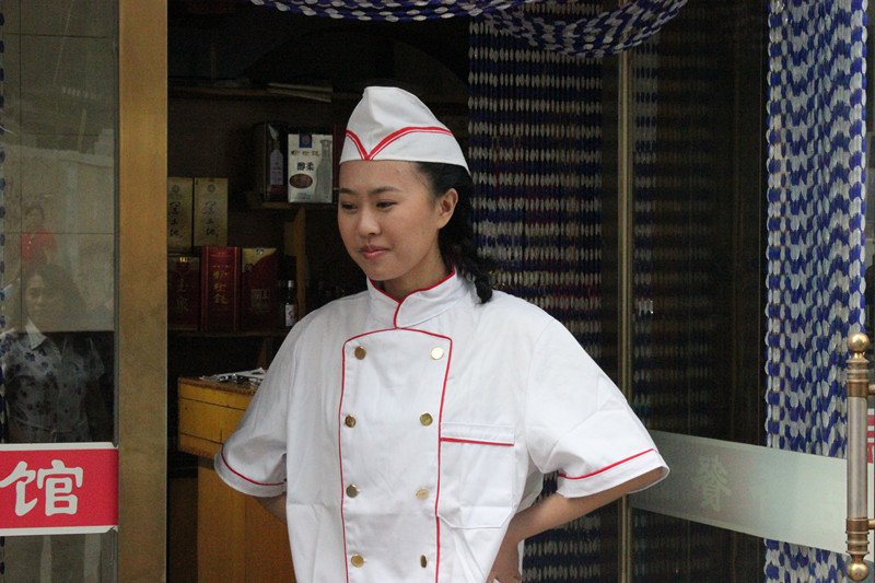 普法栏目剧 红线里的黄稼强是谁演的？ 长的很帅。。。