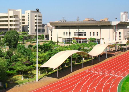 余姚二中和余姚八中哪个好？