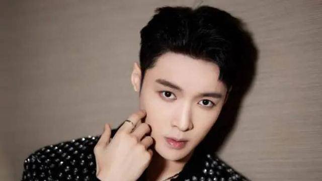 张艺兴旧金山演唱会正式官宣11月20日，他有哪些代表作品？