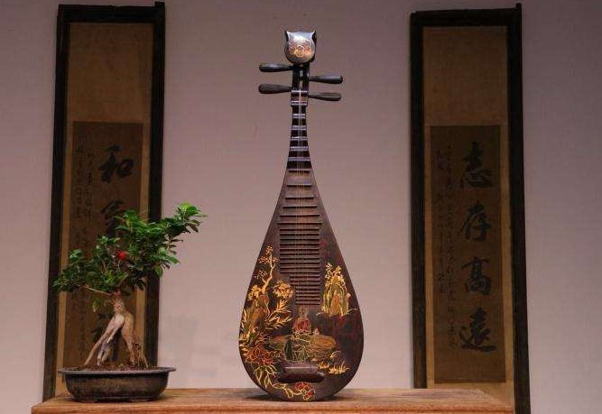 100.琵琶本名“批把”，“批把”一词来源于什么？( ) A.制造琵琶的...