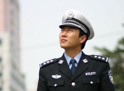 谭警官回应现实版的活着，这究竟是怎么一回事？