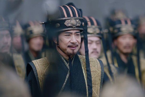 飞鸟尽，良弓藏，狡兔死，走狗烹。