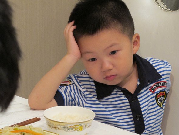 普法栏目剧 红线里的黄稼强是谁演的？ 长的很帅。。。