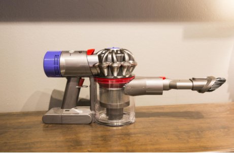 车载吸尘器哪家好？戴森车载吸尘器如何？