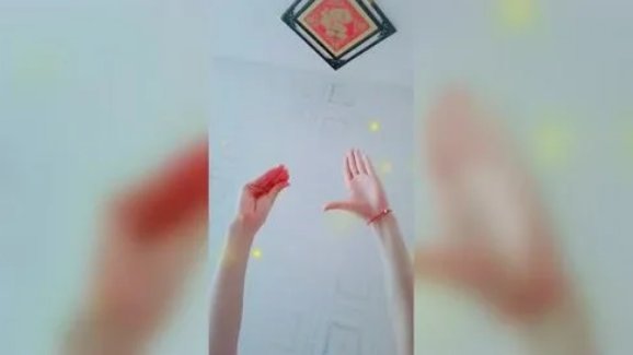 樱花草手势舞怎么做