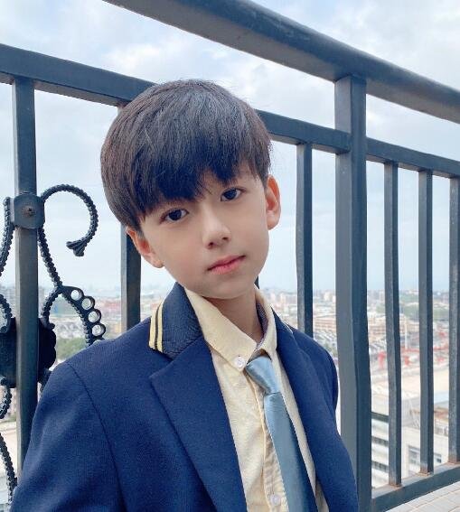 林子烨是谁呀，有人认识吗？