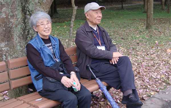 107岁老人每天做100个拉伸，这是长寿秘诀吗？