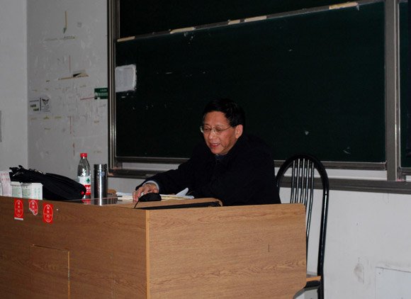 董志翘的学术成果