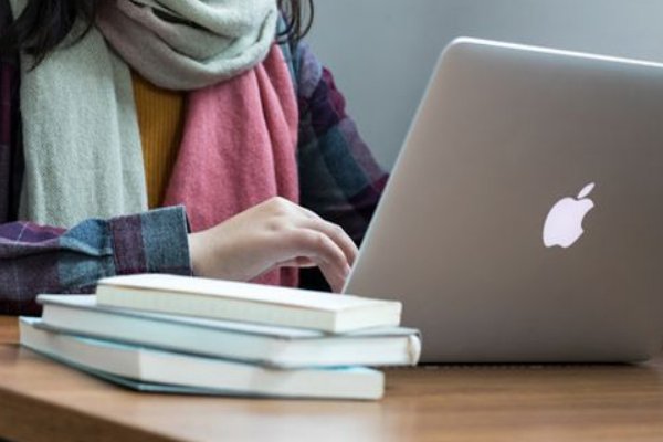 网络用语啾啾的来源和含义