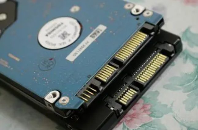 固态硬盘(SSD)有缓存和没有缓存有什么区别?