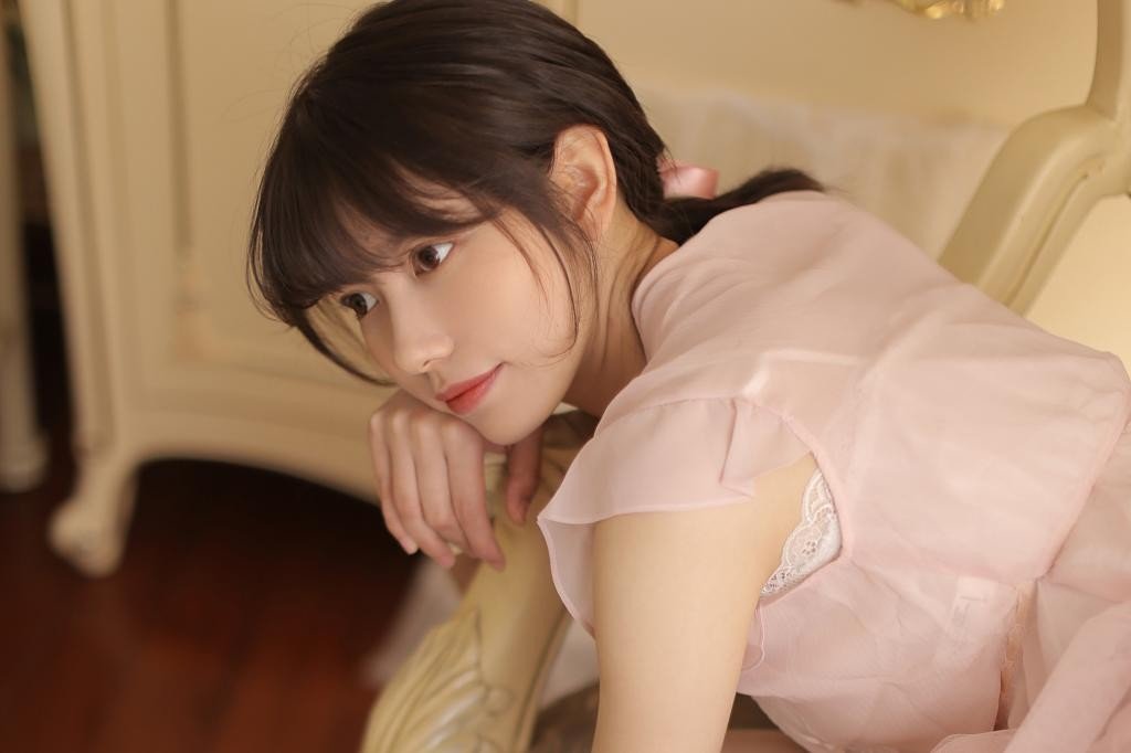 普通女友说好久不见 怎么回？