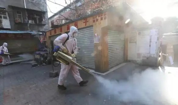 青岛半夜大面积消杀？假的！造谣之人有何目的？