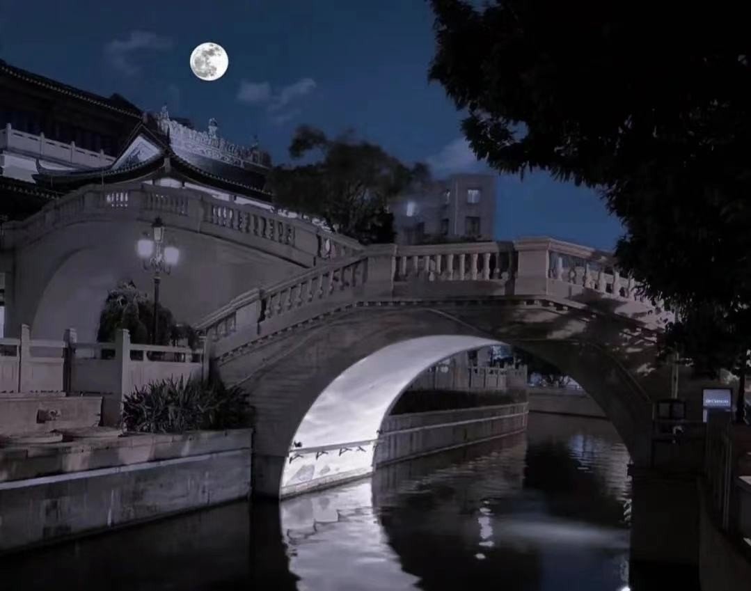 牛过独木桥打一字