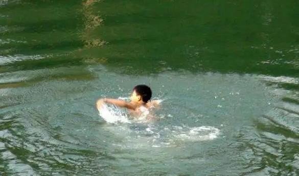 在河中游泳有哪些注意事项???
