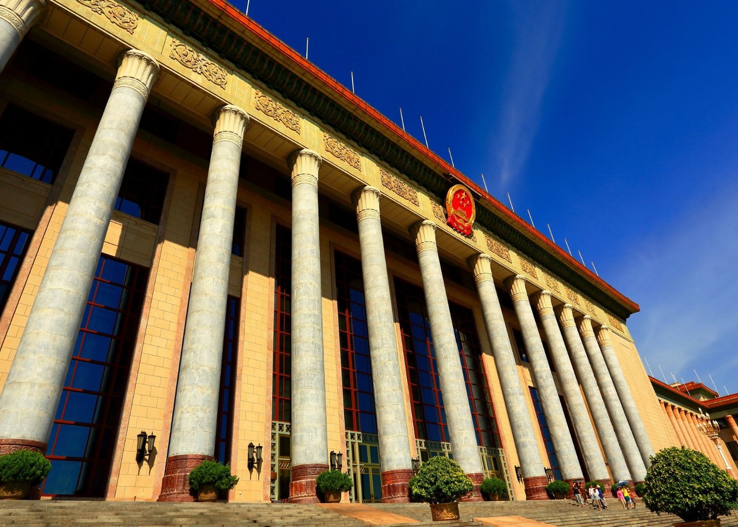 人民大会堂的开放时间是什么时候?