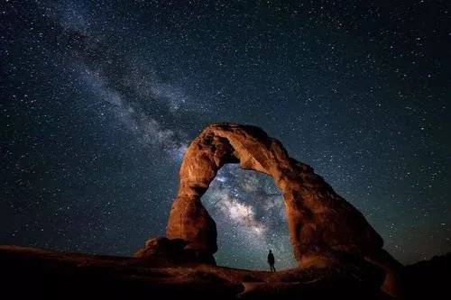 travis英文名寓意