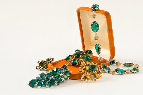 平安夜和圣诞节送给女朋友什么礼物好呢？