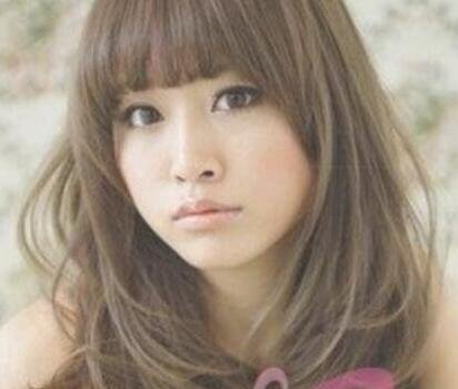 鸭蛋脸适合什么发型 鸭蛋脸女生好看发型图片