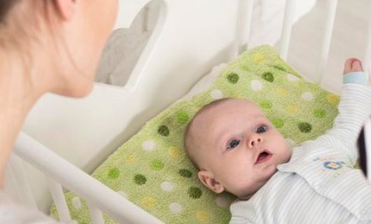 育儿嫂多少钱一个月