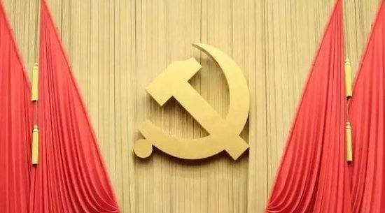 关于童心向党的简短诗句有哪些？