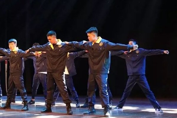 公司年会有哪几种表演形式？