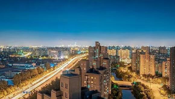 宝山区附近有什么大学吗？？？？