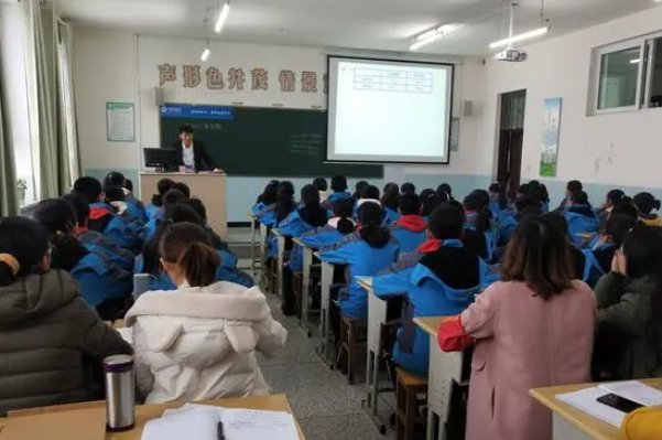 赞助的意思解释