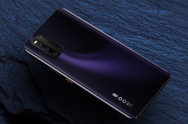 iqoo3手机配置怎么样？有哪些优势？