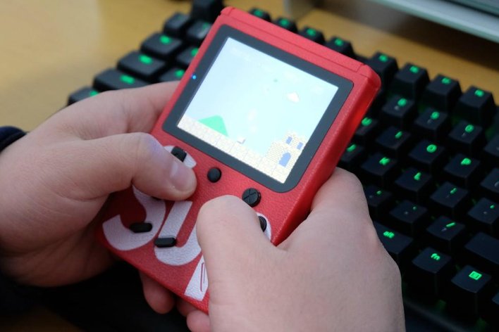 手机如何自制游戏