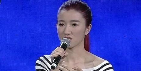 《非诚勿扰》猫女露真容,当初没人和她牵手,她后悔吗?