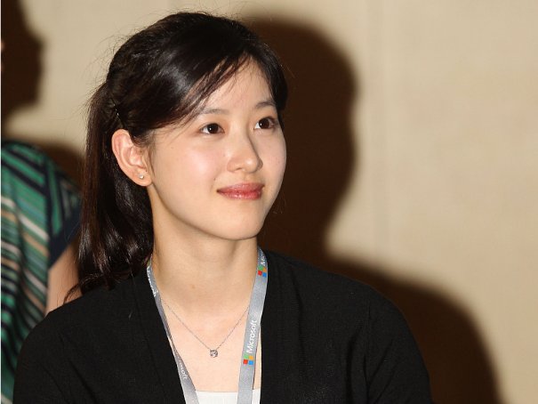 章泽天的家庭背景