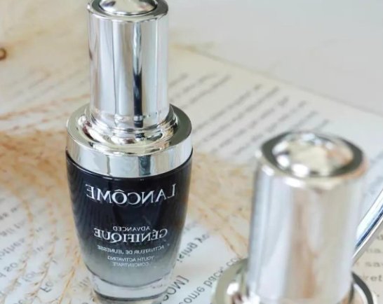 精华乳和精华液先用哪个