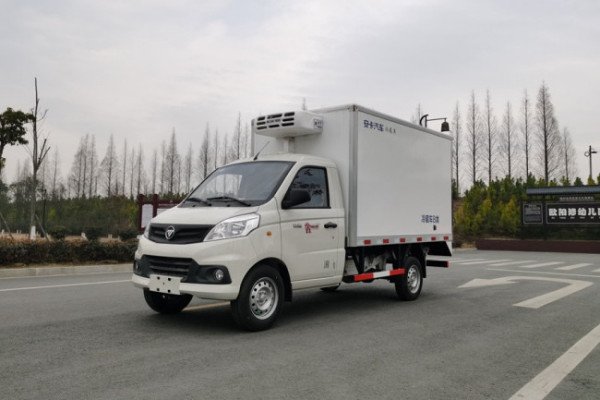 一台冷藏车多少钱？