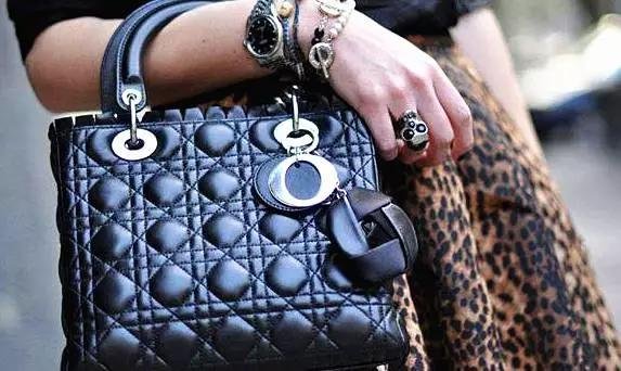 皮具修复的方法 如何修复皮具?