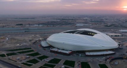 卡塔尔晚上8点中国几点