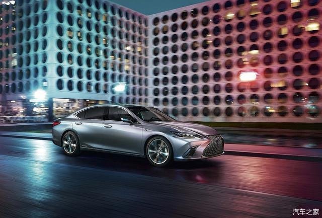 堪称30万最肉，买雷克萨斯ES200图点啥？车主：除了动力啥都好