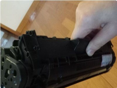 打印机怎样加墨粉啊?