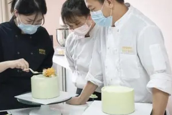 学烘焙的学校有哪些