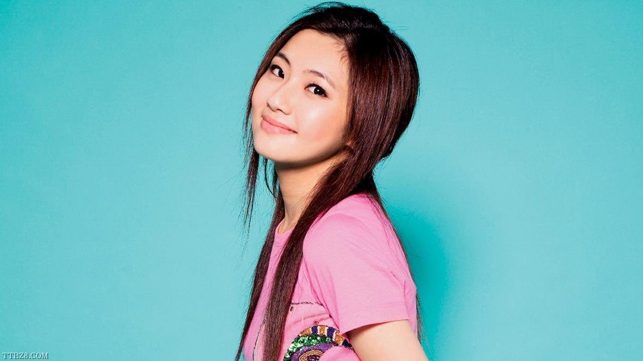 如何评价台湾综艺节目《小宇宙33号》的主持人Selina？