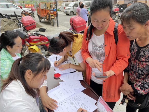 如何做深做细群众工作发言材料