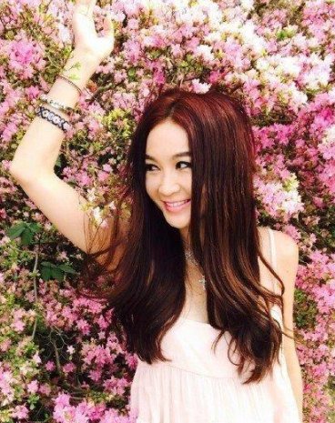 温碧霞商演被指掉价，她为何会沦落到这种地步？