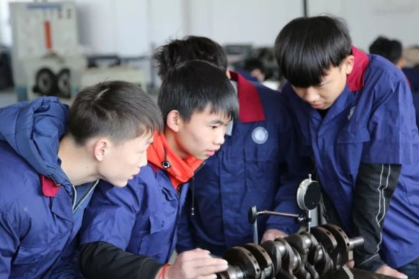 西安外事技工学校正规吗？