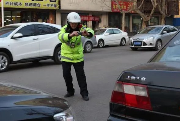 河北汽车撞人事故已致4死14伤，此案的调查进度怎么样？