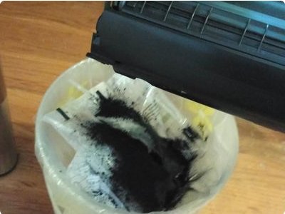 打印机怎样加墨粉啊?