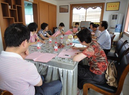 亳州市谯城区卫生局的机构设置：