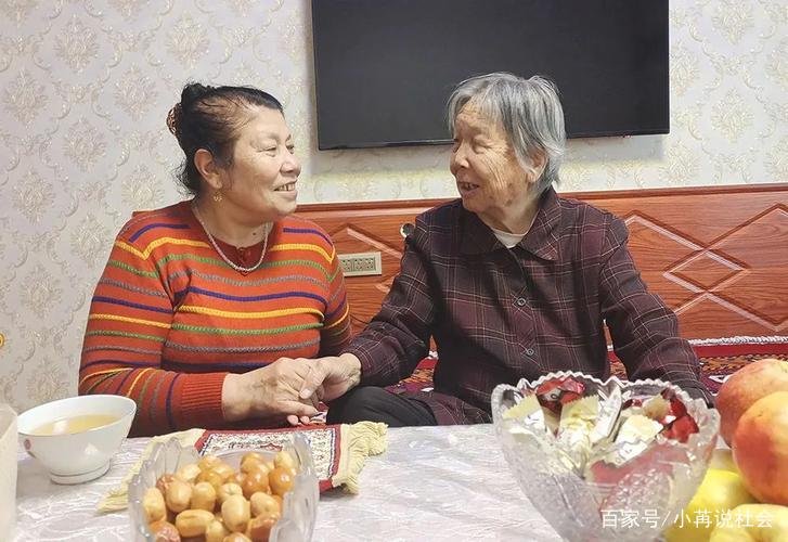 邻居每个月给1千，让我帮忙照顾他独居的80岁母亲，能答应吗？