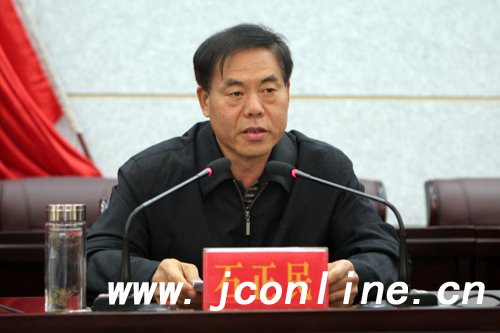 夏振贵的人物简介