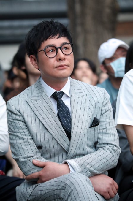 张松文身高多少？